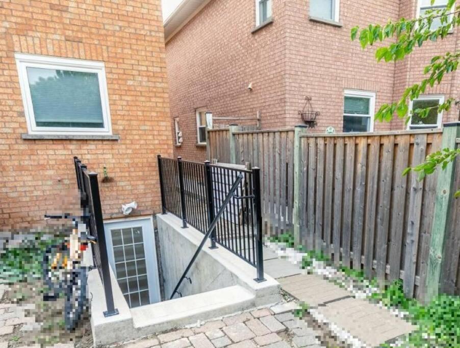 Spacious Basement 미시소거 외부 사진